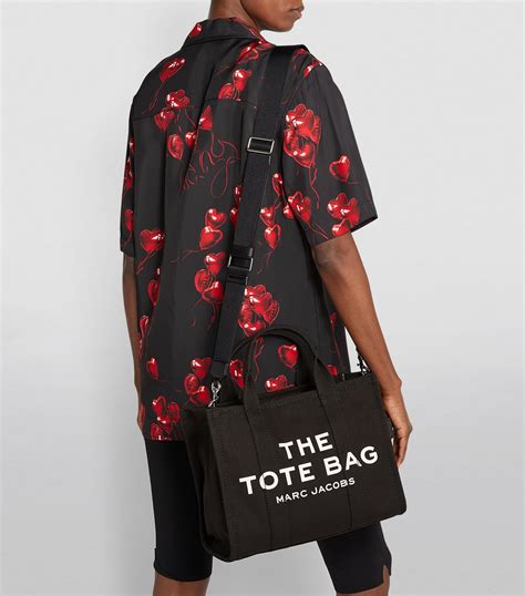 marc jacobs tote bag men.